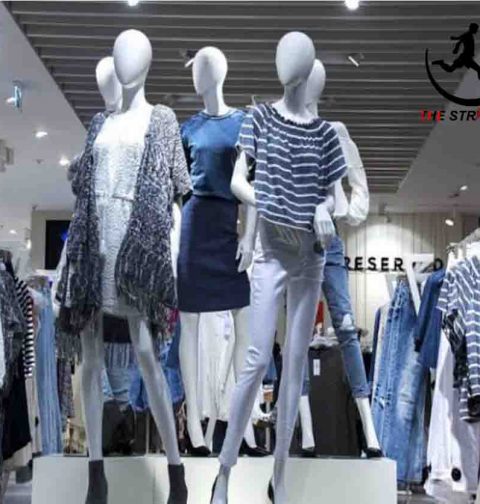 What is Visual Merchandising-The Stricker